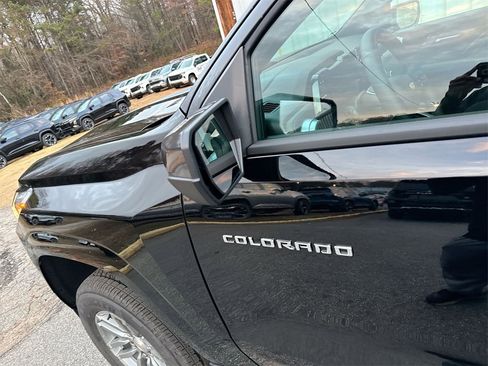 New 2026 Chevrolet Colorado LT image 11