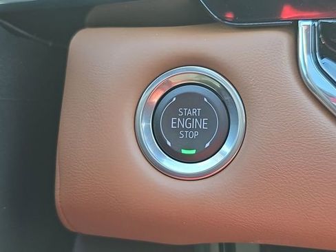 New 2026 GMC Canyon AT4 w/ Technology Plus Package AWD/4WD image 17