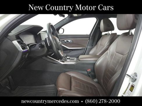 Used 2020 BMW 330i xDrive Sedan w/ Premium Package AWD/4WD image 14
