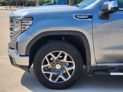 Used 2024 GMC Sierra 1500 SLT image 8