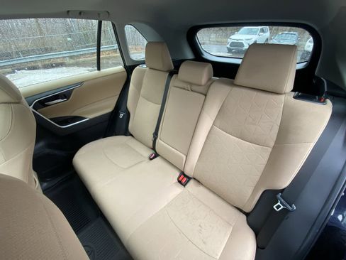 Used 2024 Toyota RAV4 XLE w/ Convenience Package image 23