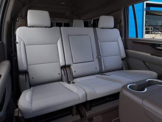 New 2026 Chevrolet Suburban LS AWD/4WD image 17