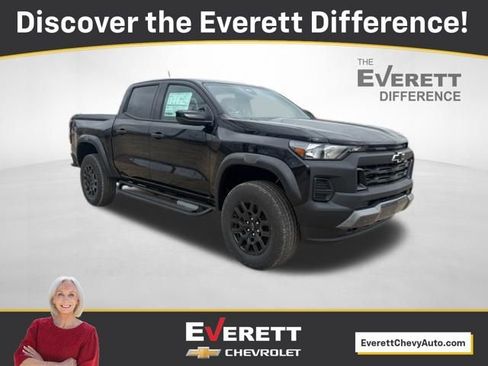 New 2026 Chevrolet Colorado Trail Boss AWD/4WD image 1