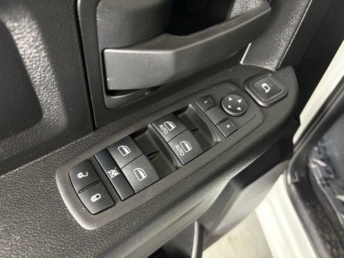 Used 2024 RAM 2500 Tradesman w/ Chrome Appearance Group RWD image 14