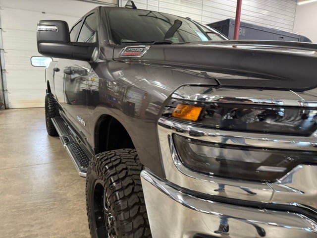Used 2026 RAM 2500 Big Horn AWD/4WD image 3