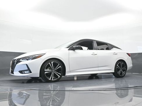 Used 2021 Nissan Sentra SR FWD image 50
