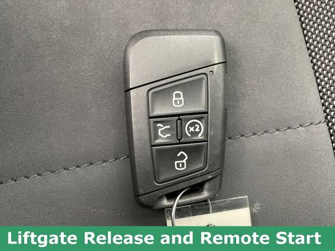 Used 2024 Volkswagen Taos SE image 51