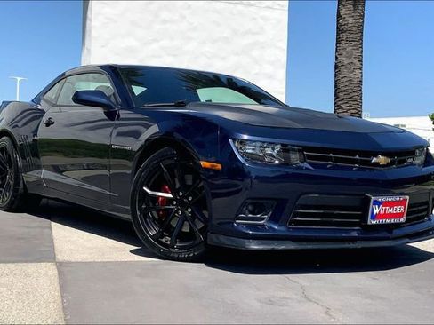 Used 2015 Chevrolet Camaro SS w/ SS Performance Package RWD image 2
