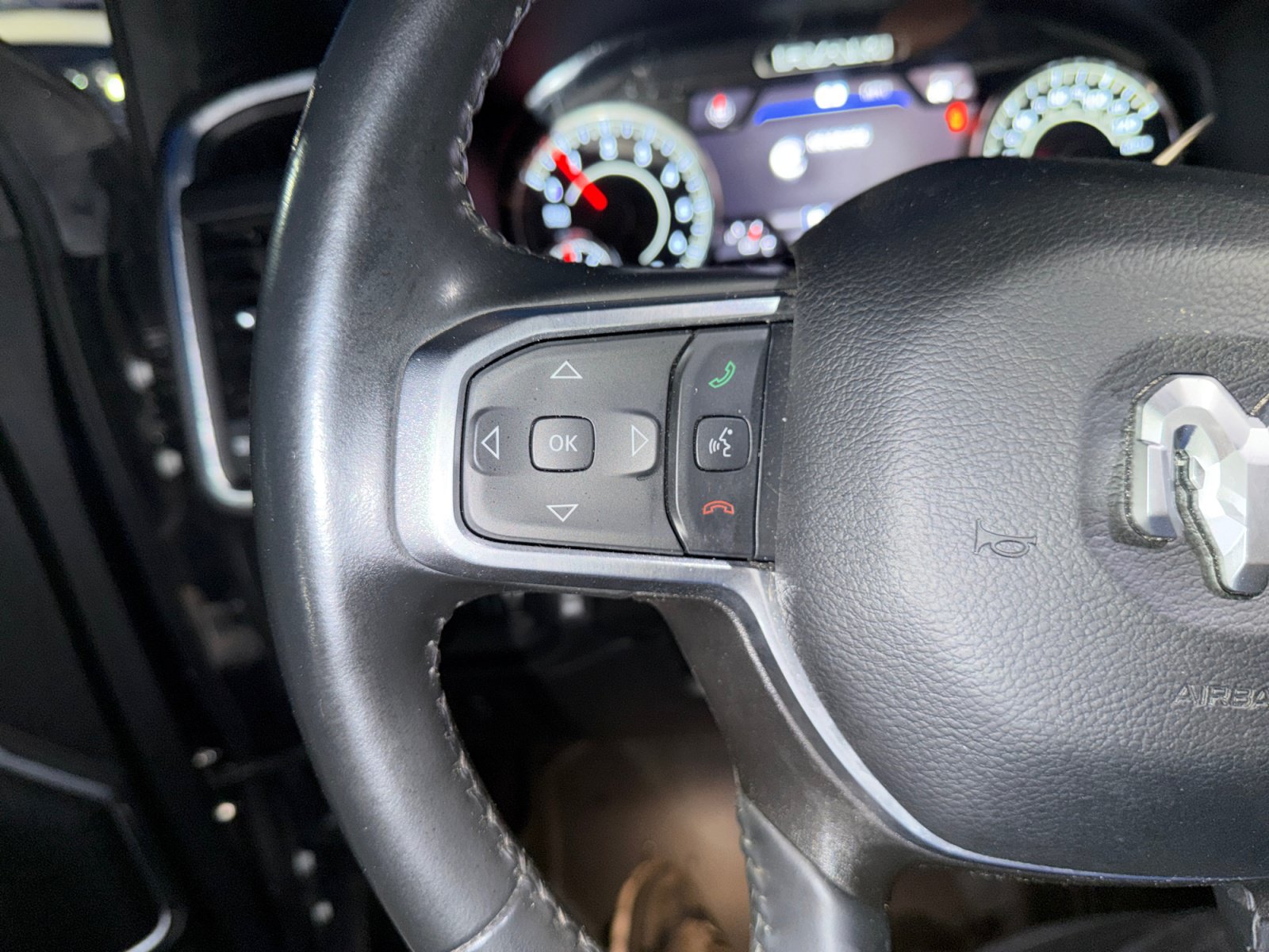 Used 2023 RAM 1500 Laramie AWD/4WD image 20