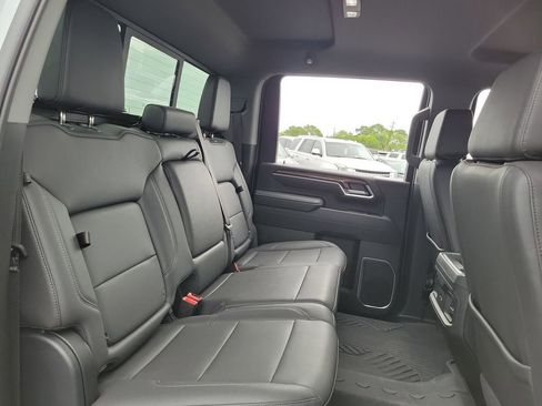 Used 2025 Chevrolet Silverado 2500 LT w/ Texas Edition AWD/4WD image 27