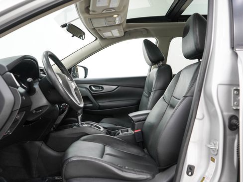 Used 2015 Nissan Rogue SL w/ SL Premium Package AWD/4WD image 23