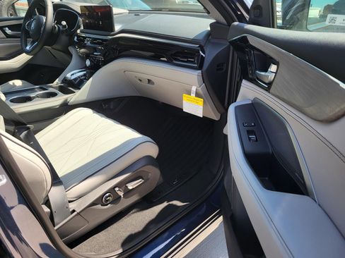 New 2026 Acura MDX SH-AWD w/ Advance Package image 8