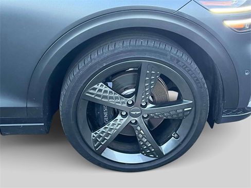 Used 2024 Genesis GV70 2.5T w/ Sport Prestige Package image 14