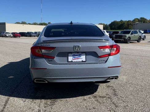 Used 2022 Honda Accord Sport image 8