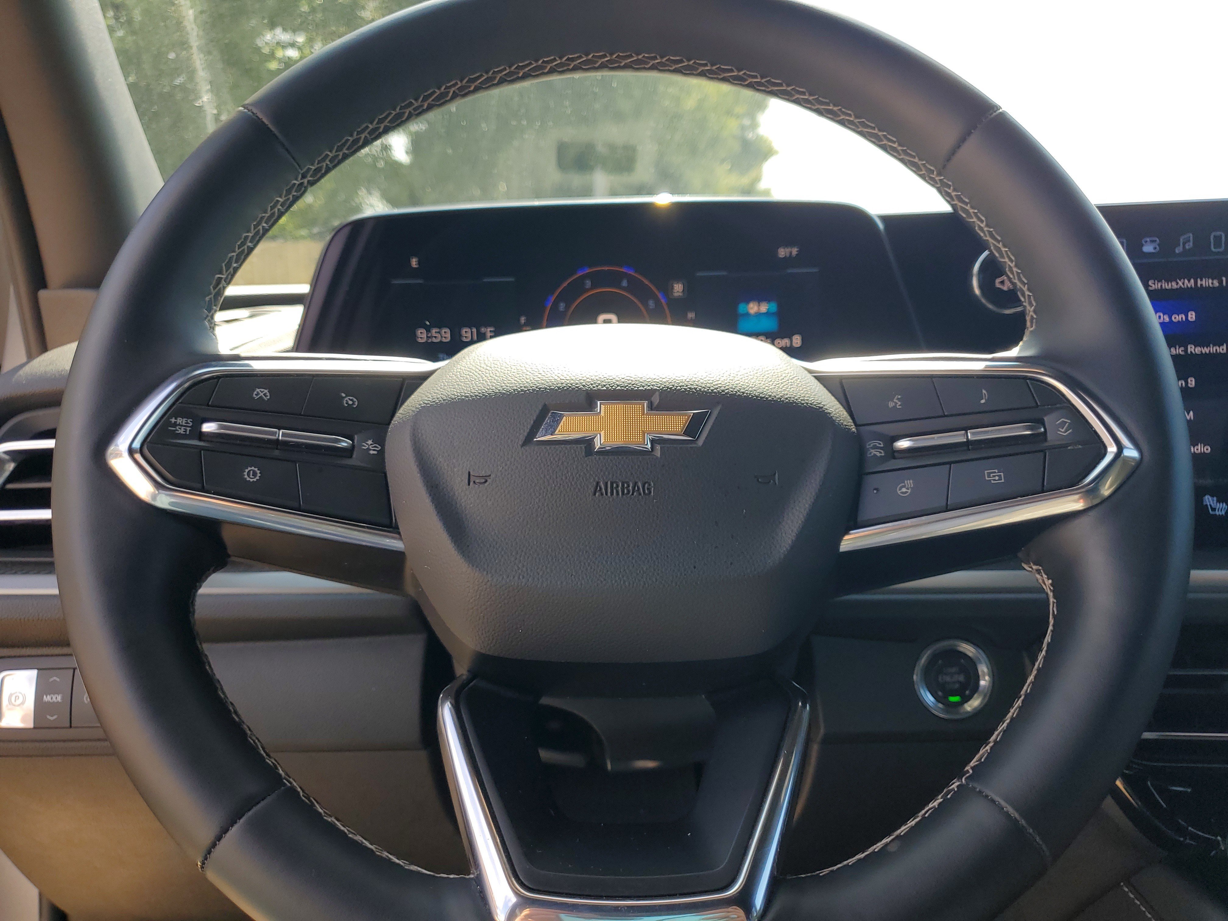 Used 2026 Chevrolet Traverse LT w/ Driver Confidence Package FWD image 16