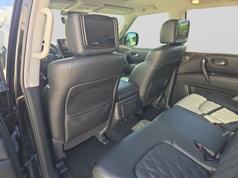 Used 2023 Nissan Armada Platinum RWD image 28