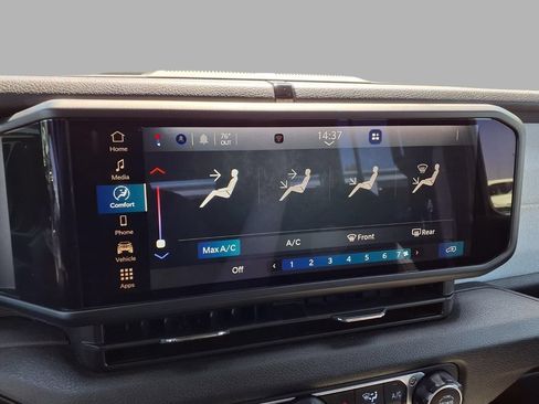 Used 2025 Jeep Wrangler Unlimited Sport AWD/4WD image 7