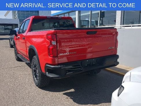 Certified 2023 Chevrolet Silverado 1500 ZR2 w/ Technology Package AWD/4WD image 4
