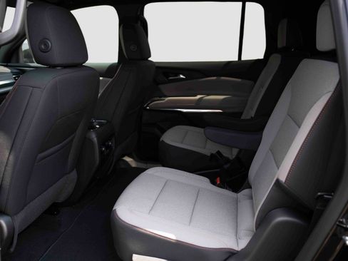 New 2025 Chevrolet Traverse LT image 22