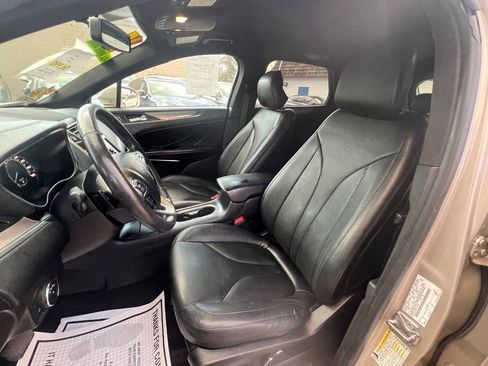 Used 2015 Lincoln MKC AWD image 21
