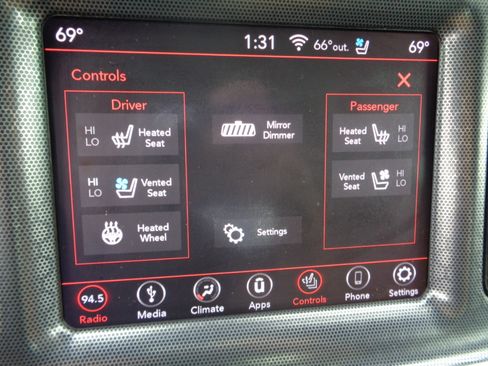 Used 2018 Dodge Challenger R/T Plus image 29