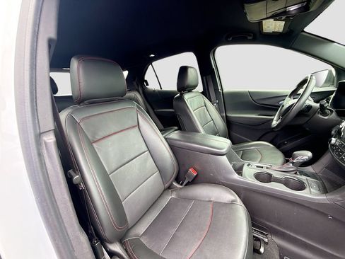 Used 2022 Chevrolet Equinox RS w/ RS Leather Package FWD image 32