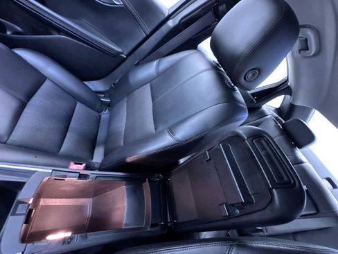 Used 2016 Chevrolet Impala LT image 26