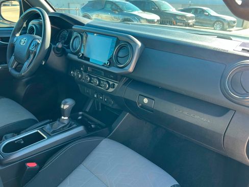 Used 2023 Toyota Tacoma TRD Off-Road image 24