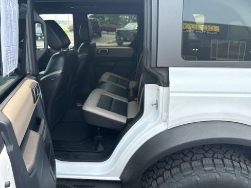 Used 2024 Ford Bronco Wildtrak AWD/4WD image 10