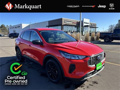 Used 2024 Ford Escape Active image 1