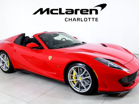 Used 2021 Ferrari 812 GTS RWD image 2