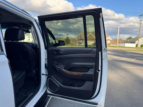Used 2016 Chevrolet Suburban LTZ image 18