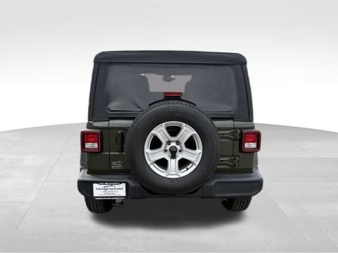 Used 2022 Jeep Wrangler Unlimited Sport AWD/4WD image 10