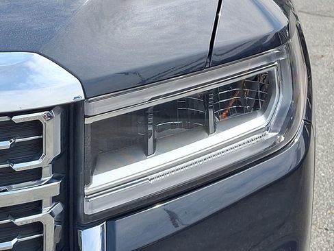 Used 2021 GMC Acadia Denali image 9