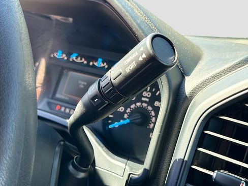 Used 2015 Ford F150 XL w/ Equipment Group 101A Mid image 16