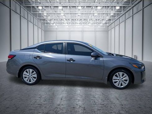 Used 2024 Nissan Sentra S FWD image 6