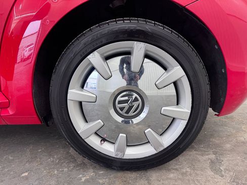 Used 2012 Volkswagen Beetle 2.5 image 13