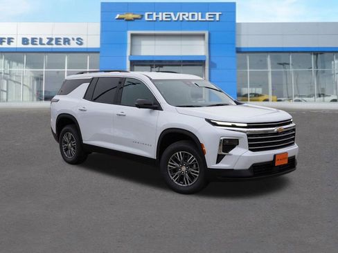 New 2026 Chevrolet Traverse LT w/ Driver Confidence Package image 1