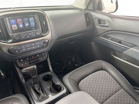 Used 2018 Chevrolet Colorado Z71 image 24