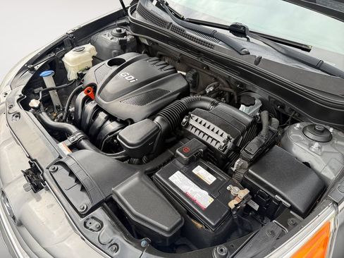 Used 2012 Hyundai Sonata GLS FWD image 25