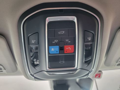 Used 2022 Jeep Grand Cherokee L Laredo w/ Luxury Tech Group I image 28