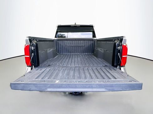 Certified 2024 Toyota Tacoma SR5 image 25