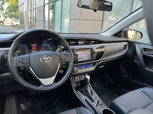 Used 2014 Toyota Corolla S w/ Driver Convenience Package FWD image 14