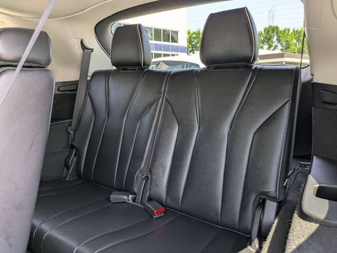 Certified 2024 Acura MDX SH-AWD w/ Advance Package image 29