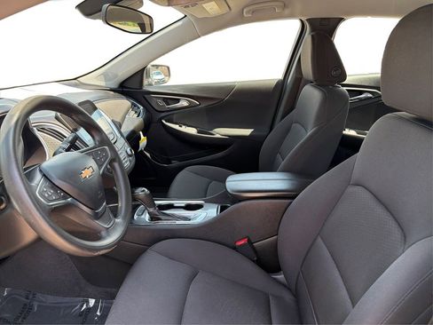 Used 2020 Chevrolet Malibu LT FWD image 10