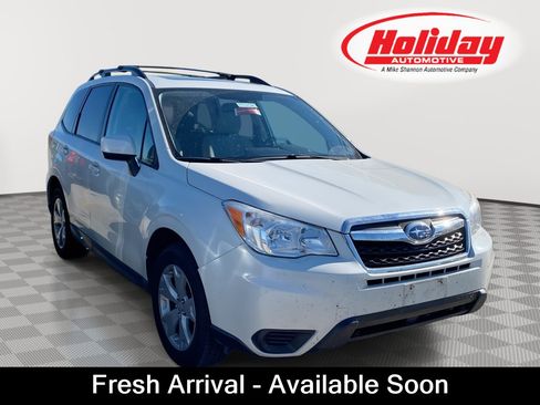 Used 2014 Subaru Forester 2.5i Premium AWD/4WD image 1