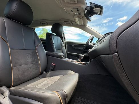 Used 2014 Chevrolet Impala LT w/ Premium Seating Package FWD image 30