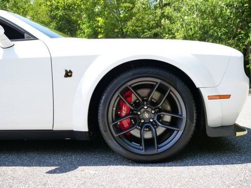 Used 2022 Dodge Challenger R/T Scat Pack RWD image 39