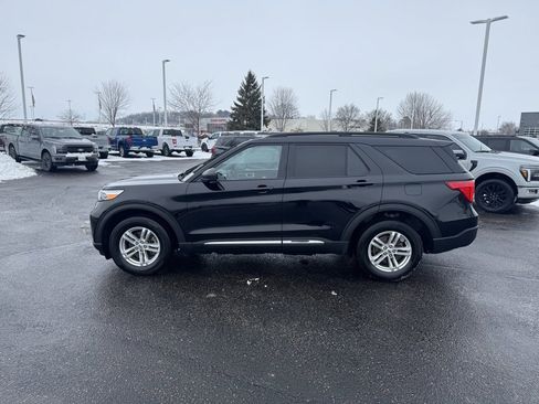 Certified 2023 Ford Explorer XLT w/ Equipment Group 202A image 8