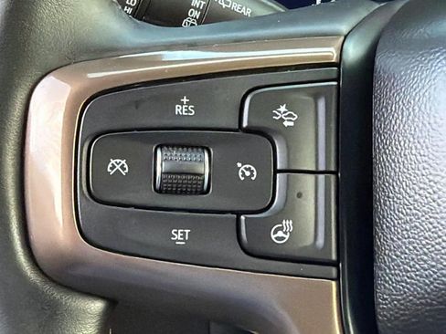 Used 2024 Chevrolet Tahoe High Country AWD/4WD image 24